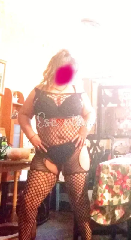 Escort Keila
